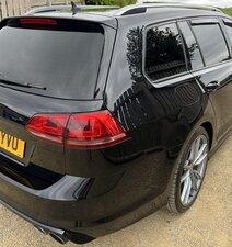 Volkswagen Golf 2.0 Golf R Tsi Semi-auto 5dr