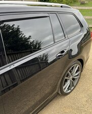 Volkswagen Golf 2.0 Golf R Tsi Semi-auto 5dr