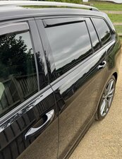 Volkswagen Golf 2.0 Golf R Tsi Semi-auto 5dr