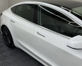 Tesla Model 3 Model 3 Standard Range + 4dr