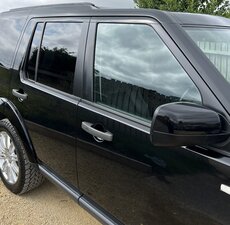 Land Rover Discovery 3.0 Discovery Hse Sdv6 Auto 5dr