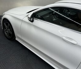 Mercedes-Benz C-Class 2.1 C 220 AMG LINE D 2dr