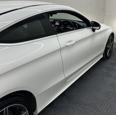 Mercedes-Benz C-Class 2.1 C 220 AMG LINE D 2dr