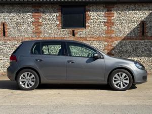 Volkswagen Golf 1.6 TDI Match EURO 5 5dr