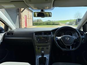 Volkswagen Golf 2.0 TDI BlueMotion TECH SE EURO 5 (s/s) 5dr
