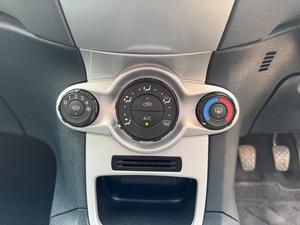 Ford Fiesta 1.25 Zetec 5dr