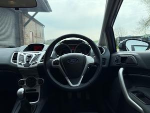 Ford Fiesta 1.25 Zetec 5dr
