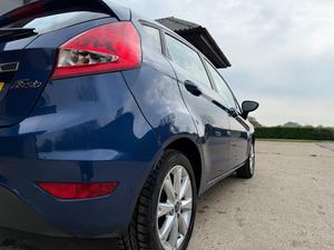 Ford Fiesta 1.25 Zetec 5dr