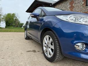 Ford Fiesta 1.25 Zetec 5dr