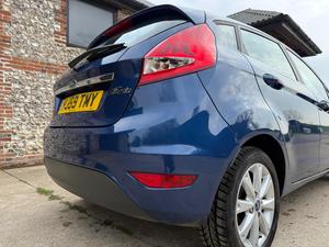 Ford Fiesta 1.25 Zetec 5dr