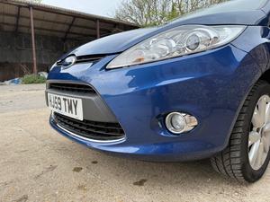 Ford Fiesta 1.25 Zetec 5dr