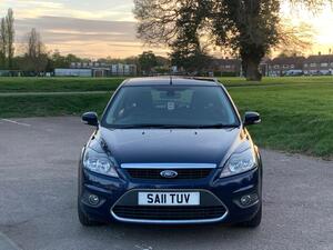 Ford Focus 1.6 Titanium 5dr