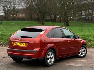 Ford Focus 1.6 Zetec Climate 5dr