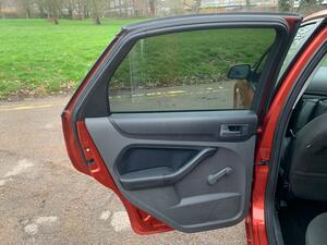 Ford Focus 1.6 Zetec Climate 5dr