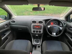 Ford Focus 1.6 Zetec Climate 5dr