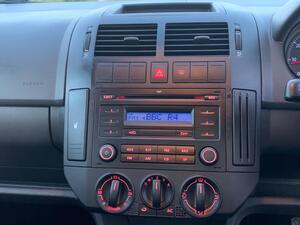 Volkswagen Polo 1.4 SE 5dr