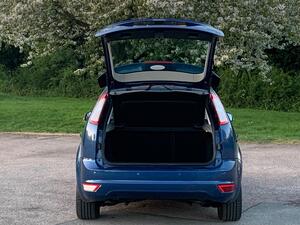 Ford Focus 1.6 Zetec 5dr