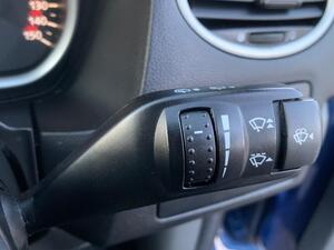 Ford Focus 1.6 Zetec 5dr