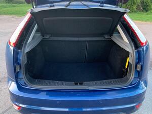Ford Focus 1.6 Zetec 5dr