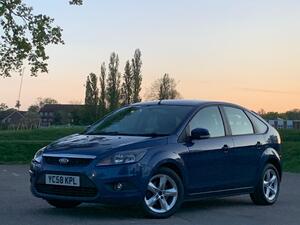 Ford Focus 1.6 Zetec 5dr