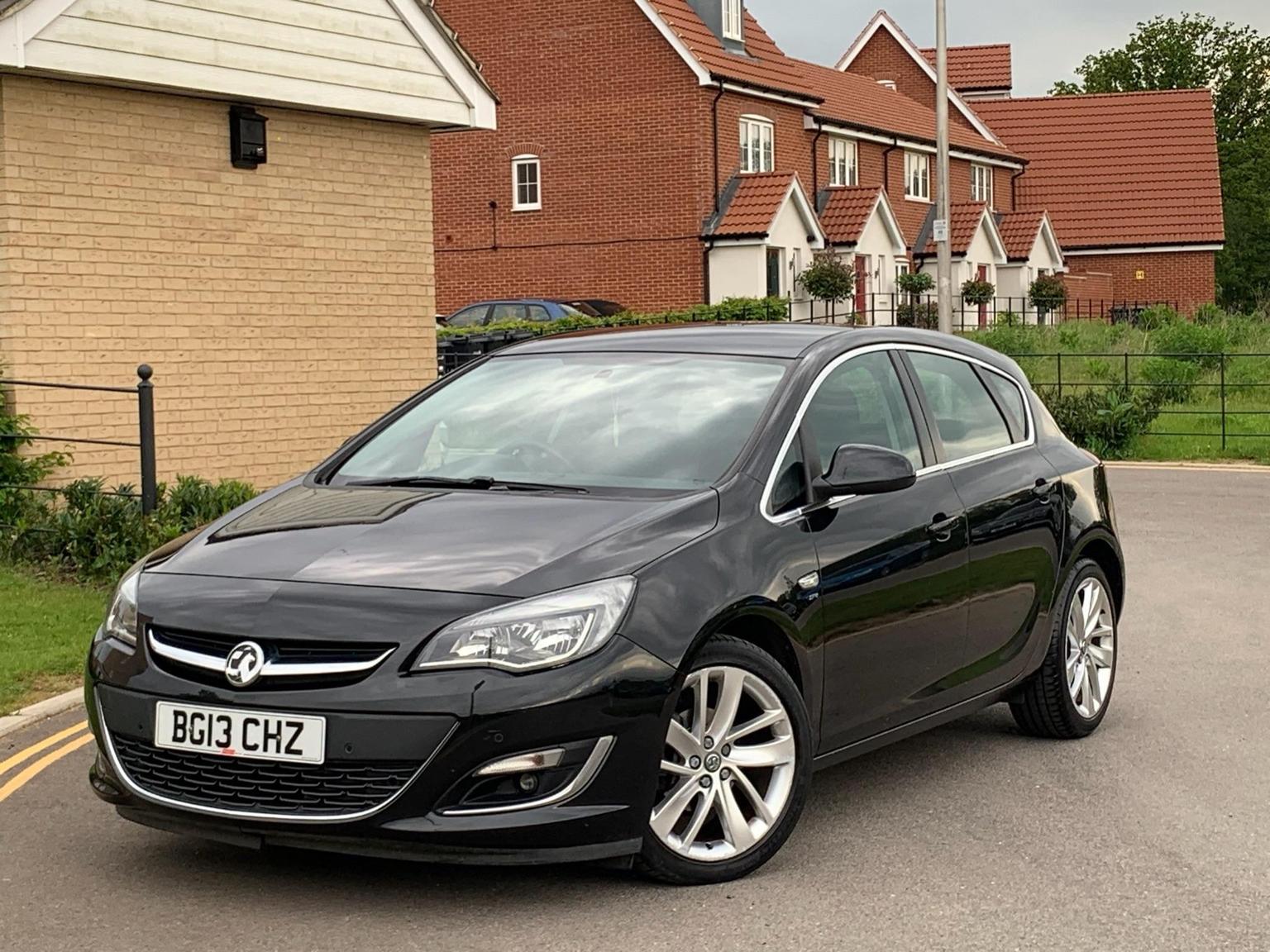 Vauxhall Astra 1.6 16v SRi Euro 5 5dr