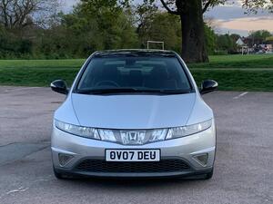 Honda Civic 1.8 i-VTEC ES 5dr