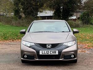 Honda Civic 1.8 i-VTEC ES EURO 5 (s/s) 5dr