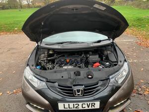 Honda Civic 1.8 i-VTEC ES EURO 5 (s/s) 5dr