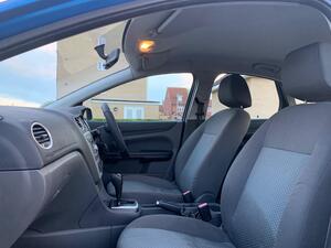 Ford Focus 1.6 LX 5dr
