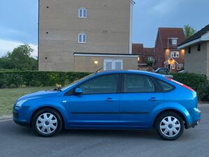 Ford Focus 1.6 LX 5dr