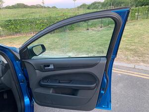 Ford Focus 1.6 LX 5dr