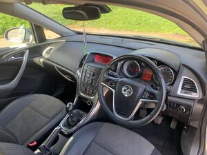 Vauxhall Astra 1.6 16V SE EURO 5 5dr