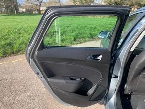 Vauxhall Astra 1.6 16V SE EURO 5 5dr