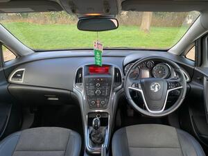 Vauxhall Astra 1.6 16V SE EURO 5 5dr