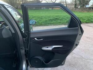 Honda Civic 1.4 i-DSI SE PLUS 5dr (Metallic Paint)