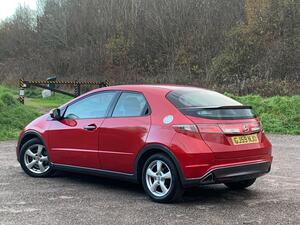 Honda Civic 1.8 i-VTEC SE 5dr