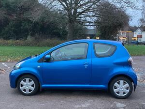 Toyota AYGO 1.0 VVT-i BLUE EURO 5 3dr