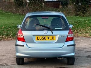 Honda Jazz 1.4 i-DSI SE CVT-7 5dr