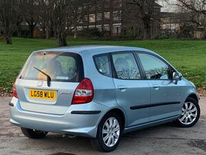 Honda Jazz 1.4 i-DSI SE CVT-7 5dr