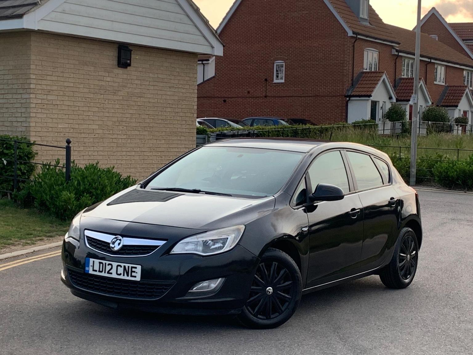 Vauxhall Astra 1.6 16v Exclusiv Auto Euro 5 5dr
