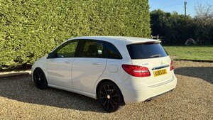 Mercedes-Benz B-Class 2.1 B220 Sport CDI AUTO 5dr