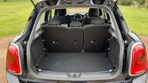 Mini Hatch 1.5 Cooper Seven 5dr