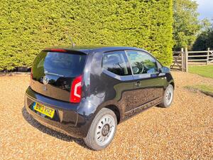 Volkswagen up! 1.0 up! Black Euro 5 3dr