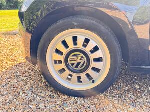 Volkswagen up! 1.0 up! Black Euro 5 3dr