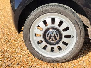 Volkswagen up! 1.0 up! Black Euro 5 3dr
