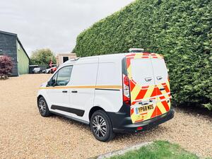 Ford Transit Connect 1.5 220 EcoBlue Panel VAN 5dr Diesel Manual L1 EURO 6 (s/s) (100 PS)