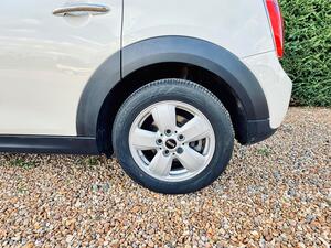 MINI Hatch 1.2 ONE Hatchback 5dr Petrol Manual EURO 6 (s/s) (102 PS)