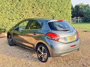 Peugeot 208 1.2 PureTech GT LINE EURO 6 (s/s) 5dr