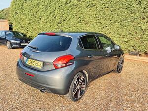 Peugeot 208 1.2 PureTech GT LINE EURO 6 (s/s) 5dr