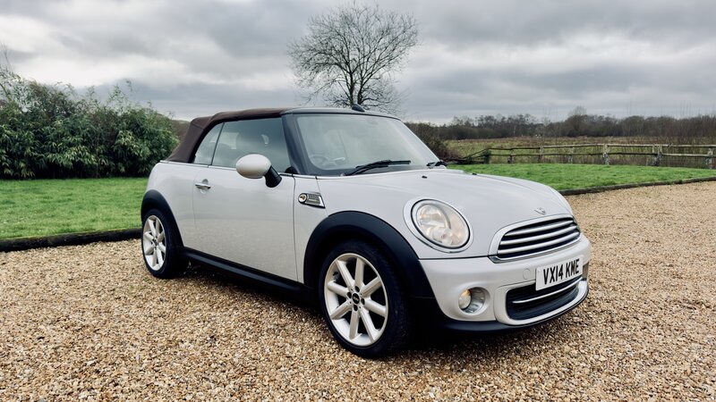 MINI Convertible 1.6 Cooper Highgate Convertible 2dr 